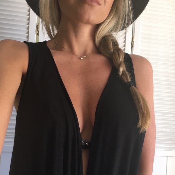 SOLD OUT• Black Sleeveless Long Drape Front - Picture 2 of 4