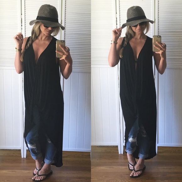 SOLD OUT• Black Sleeveless Long Drape Front - Picture 4 of 4