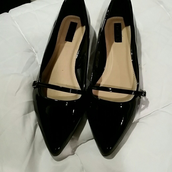 Dress shoes
