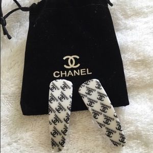 Chanel barrette hair pin