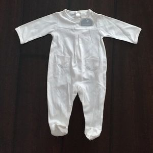 Sweet white Laranjinha infant sleeper