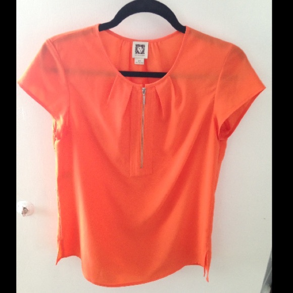Bright fitted top