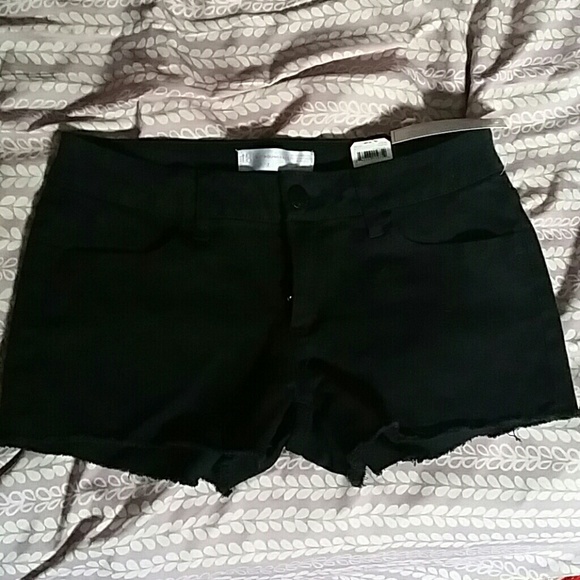 Plain black shorts