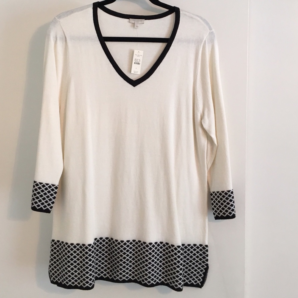 NWT ivory sweater with black trim detail