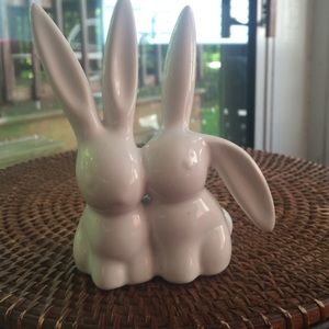Urban outfitters bunny Ring holder