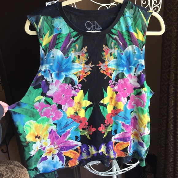 Hawaiian floral black tank top