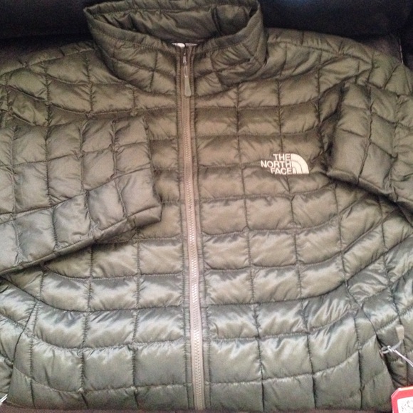 Mens north face thermoball jacket