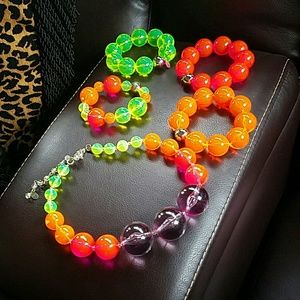 Tarina Tarantino Hardcore Tokyo neon jewelry set