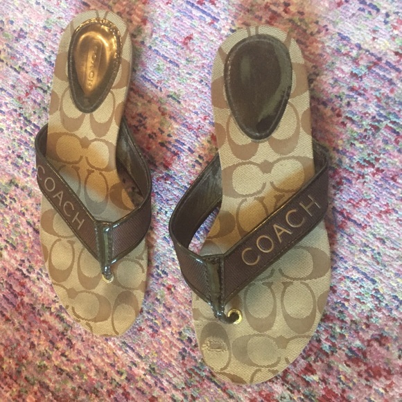 Coach brown flip-flops