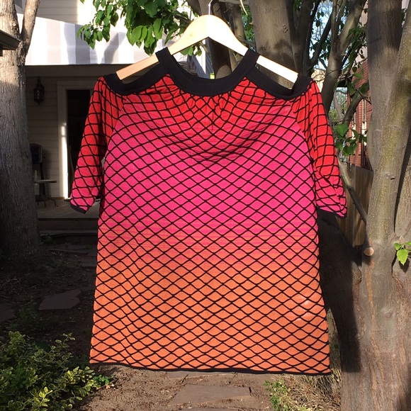 M Missoni shoulder cut out top