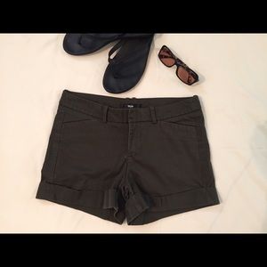 Mossimo dark army green cuffed shorts in size 2