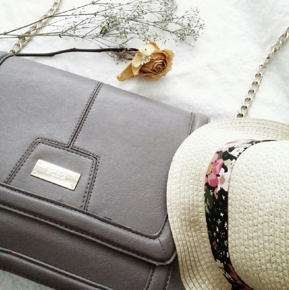 BCBG chain strap shoulder bag