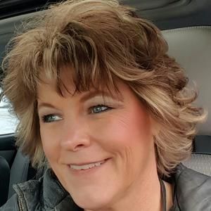 Meet your Posher, Lori