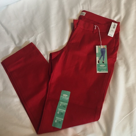 New Old Navy red pixie crop pants