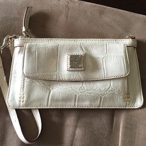 Dooney & Bourke wristlet