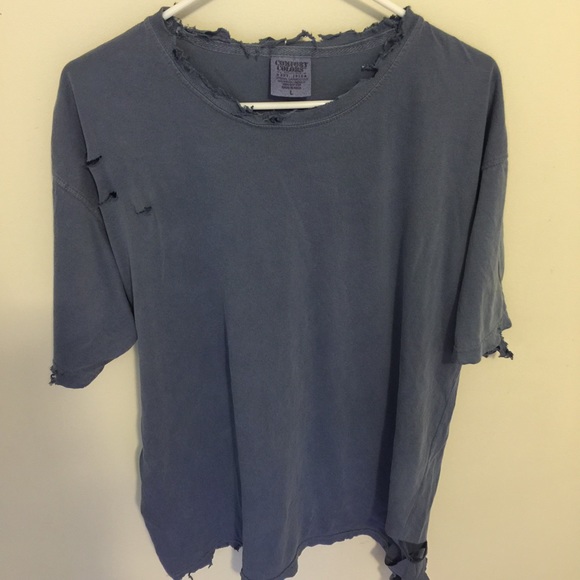 🚫Sold🚫👖Distressed Tee - Blue Jean - Picture 2 of 3