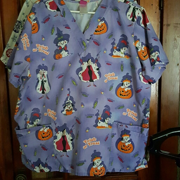 Scrub top