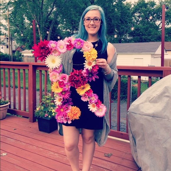 Meet your Posher🦄 - Picture 3 of 3