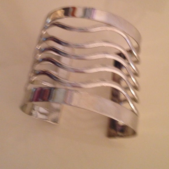 Cuff bracelet