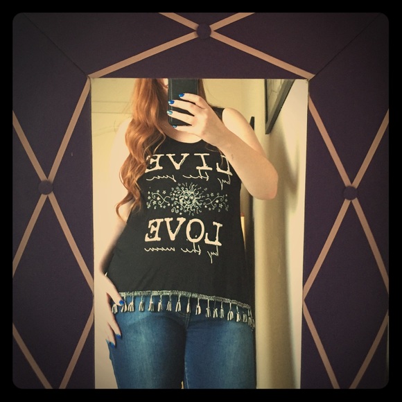 "Live & Love" Tasseled Tank Top - Picture 1 of 4