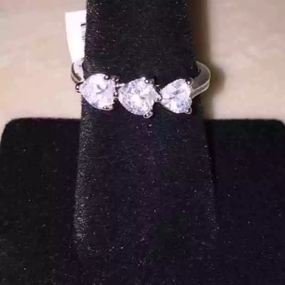 SIZE 9.10 CZ ENGAGEMENT RING - Picture 3 of 3
