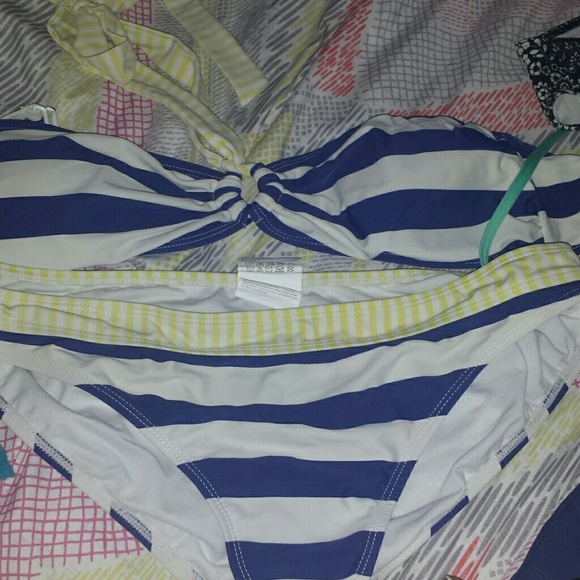 Old Navy bathing suit