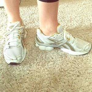 Asics Gel Nimbus 9 running shoe