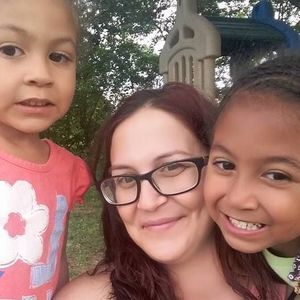 Meet your Posher, Gretchen l.