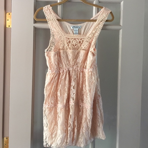 ✨ Light Link Lace Tank ✨