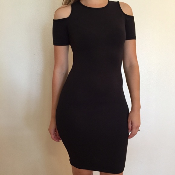 Dresses & Skirts - Cold Shoulder Bodycon Dress