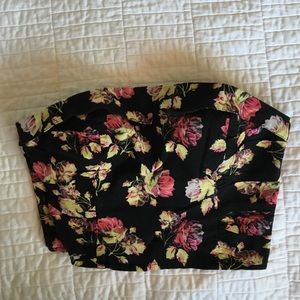 Floral strapless crop top