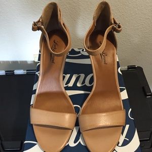 Lucky brand Juliet heels