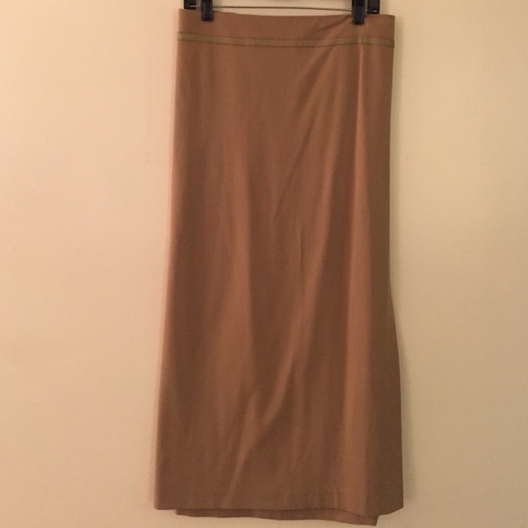 Plus Size Skirt Set - Picture 3 of 4