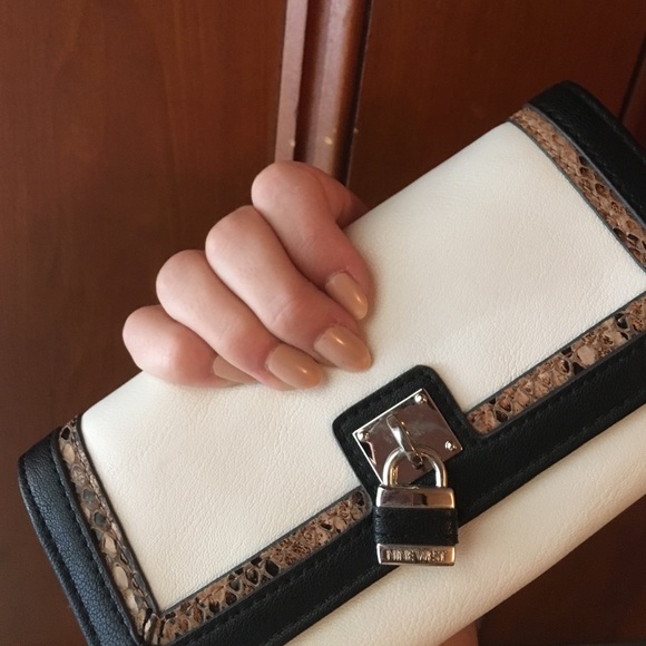 Nine West Clutch(wallet)