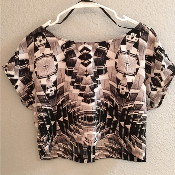 Black and White Crop
