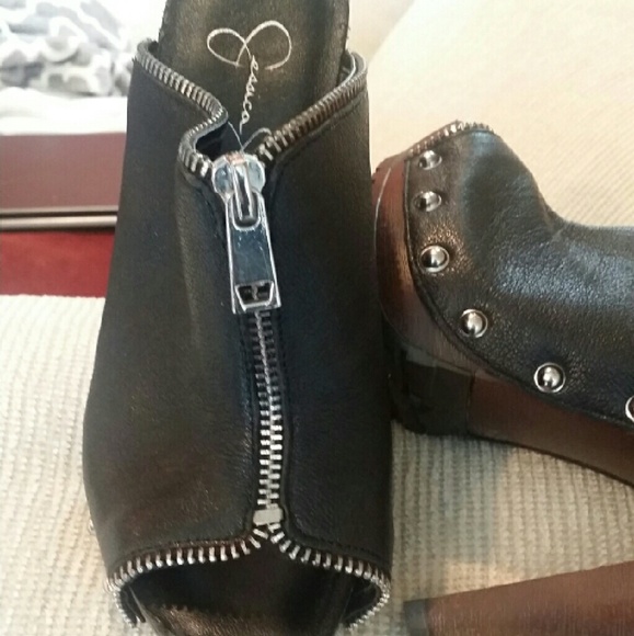 Jessica simpson heels
