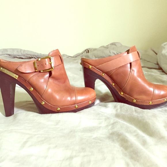 Bcbgeneration clogs