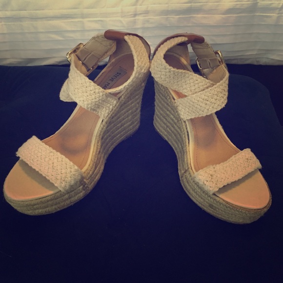 Tan Steve Madden wedges