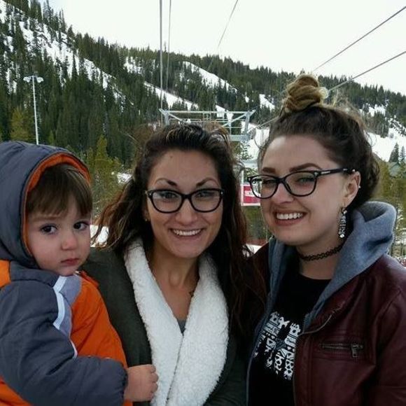 Meet your Posher, Kay - Picture 1 of 1