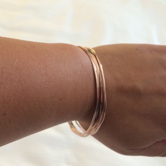 Gorjana Rose Gold Thin Hammered Set of 5 Bangles - Picture 2 of 3