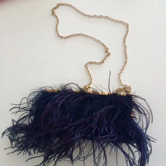 ✨Feather Clutch✨Host Pick