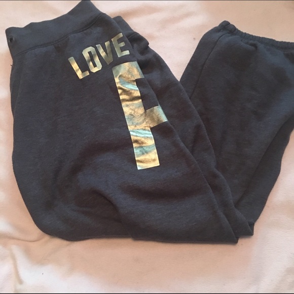 Vs pink grey sweatpants