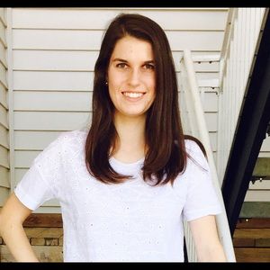 Meet your Posher, Laura