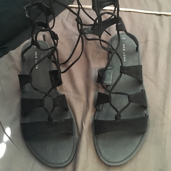 Lace up gladiator sandals - Picture 2 of 3