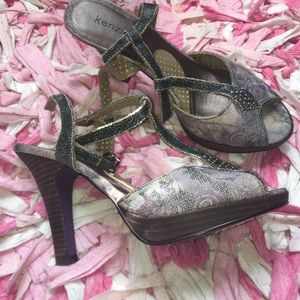 Vintage Multicolored Heels