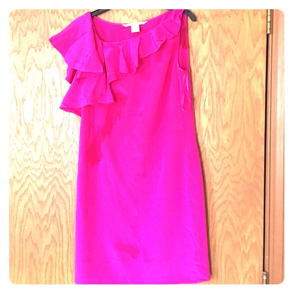 Diane von Furstenberg fuschia dress