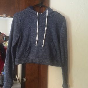 Crop sweatshirt