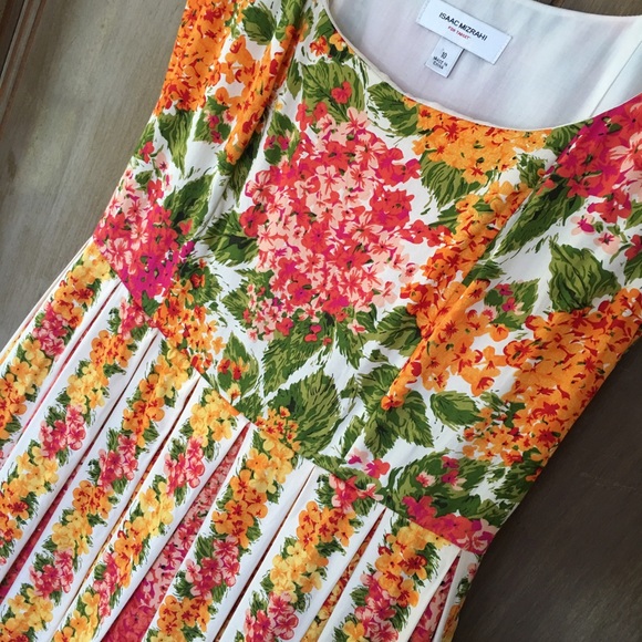 ☮SOLD☮Isaac Mizrahi Garden Party Dress - Picture 2 of 4