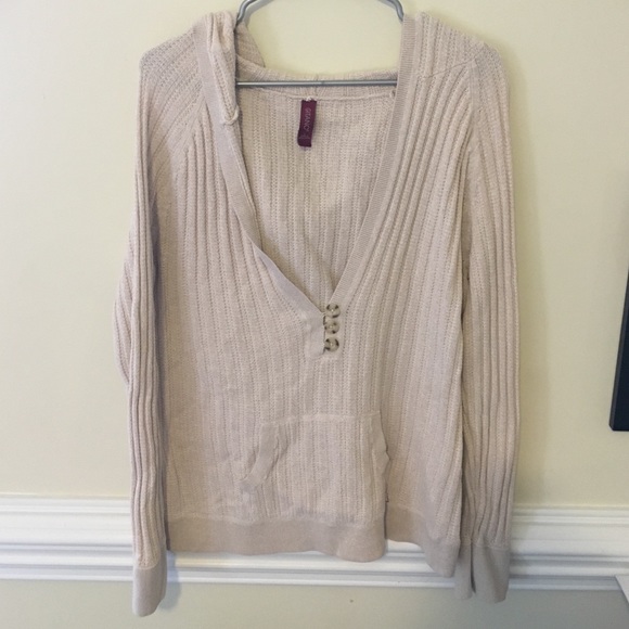 Ivory Sweater / Large