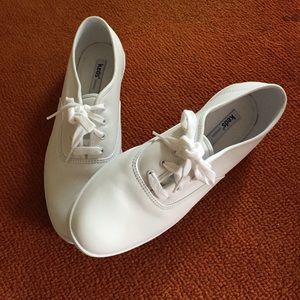 NWOT KEDS white leather shoes💫LASTSALE💫